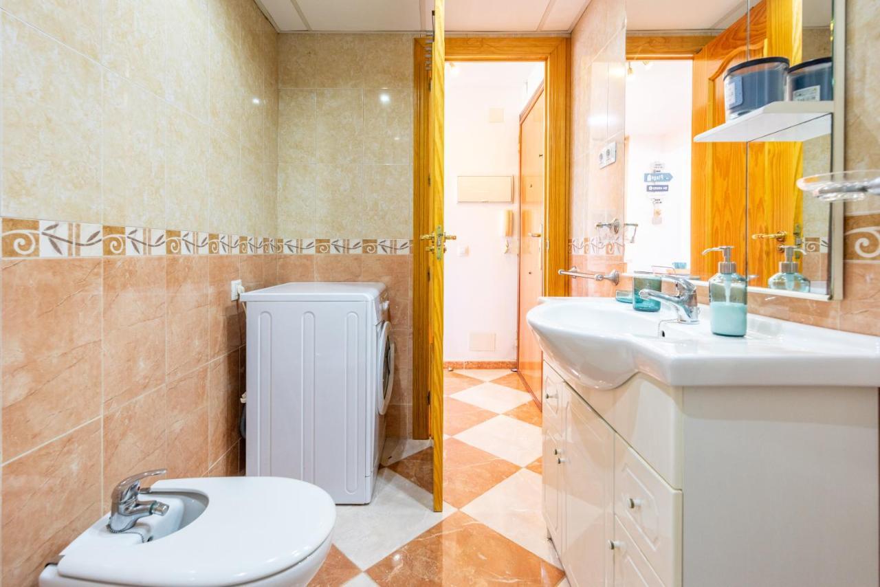 Sunny Seaside Apartment Arroyo De La Miel Extérieur photo