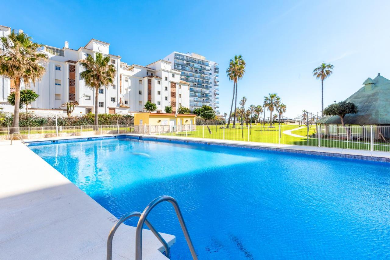 Sunny Seaside Apartment Arroyo De La Miel Extérieur photo